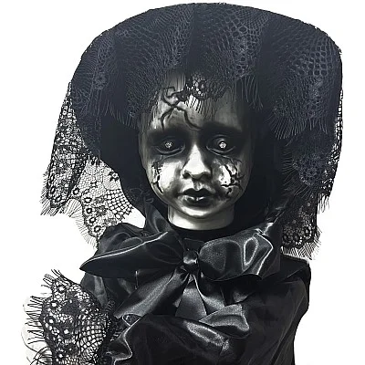 בובת תינוקת בשמלה להלוואין