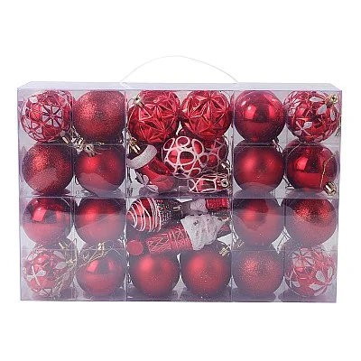 מארז מזוודה משולב קישוטים וכדורי כריסמס