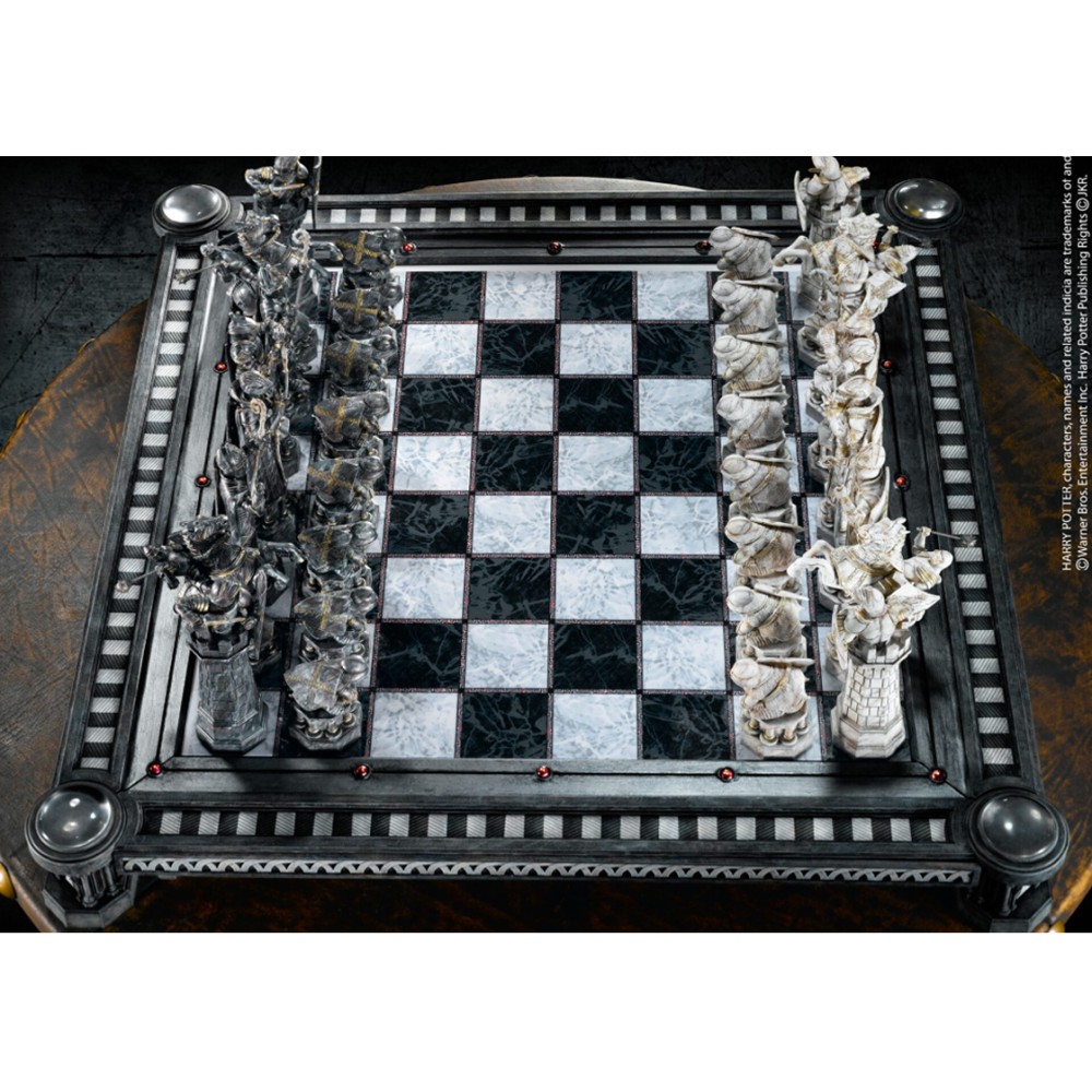 לוח שחמט The Final Challenge Chess Set