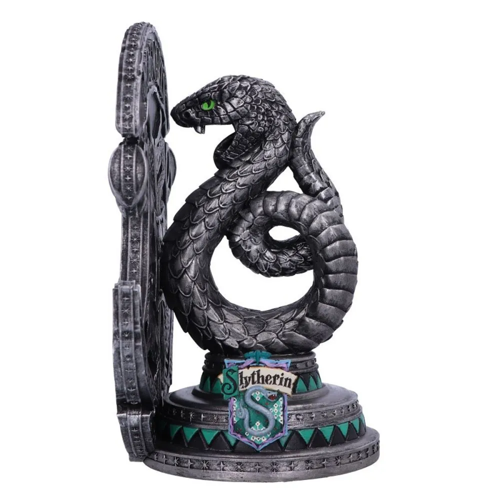 פסל סלית׳רין תומך ספרים יוקרתי